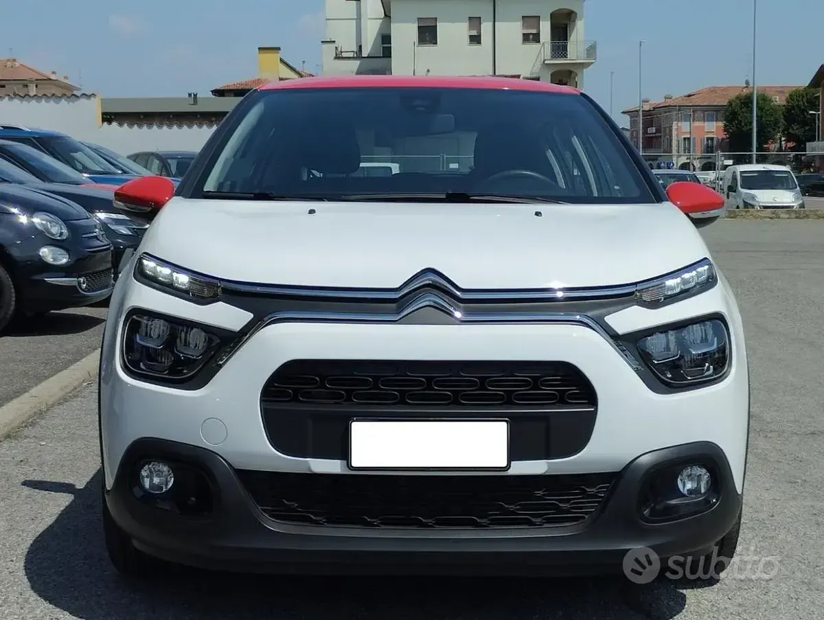 Usata Citroën C3 Shine 83 CV (61 kW) 2023 Bianco Utilitaria