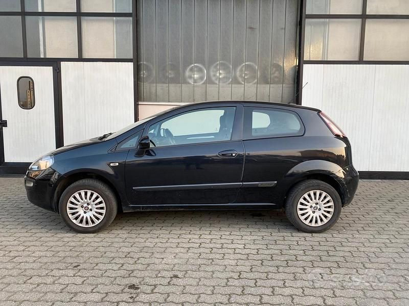 Usata Fiat Punto Evo 77 CV (56 kW) 2010 Nero Utilitaria
