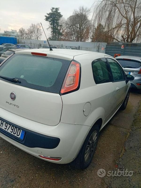 Usata Fiat Punto 2010 Berlina