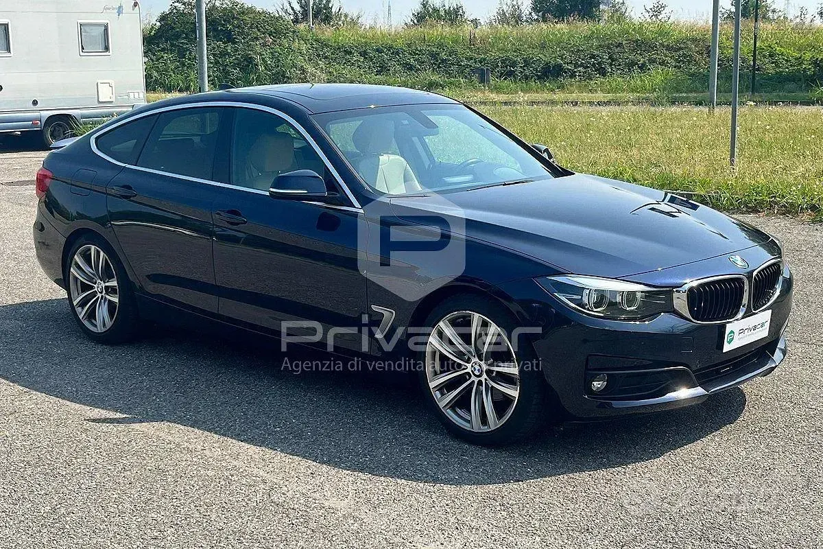 Usata BMW 320 Gran Turismo Luxury Line 190 CV (139 kW) 2017 Bluazzurro Coupé