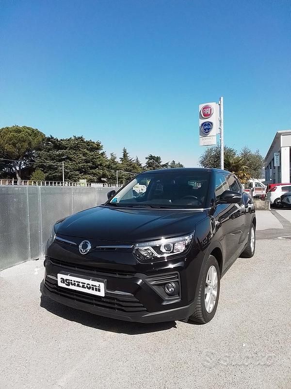 Usata SsangYong Tivoli 128 CV (94 kW) 2020 Nero SUV