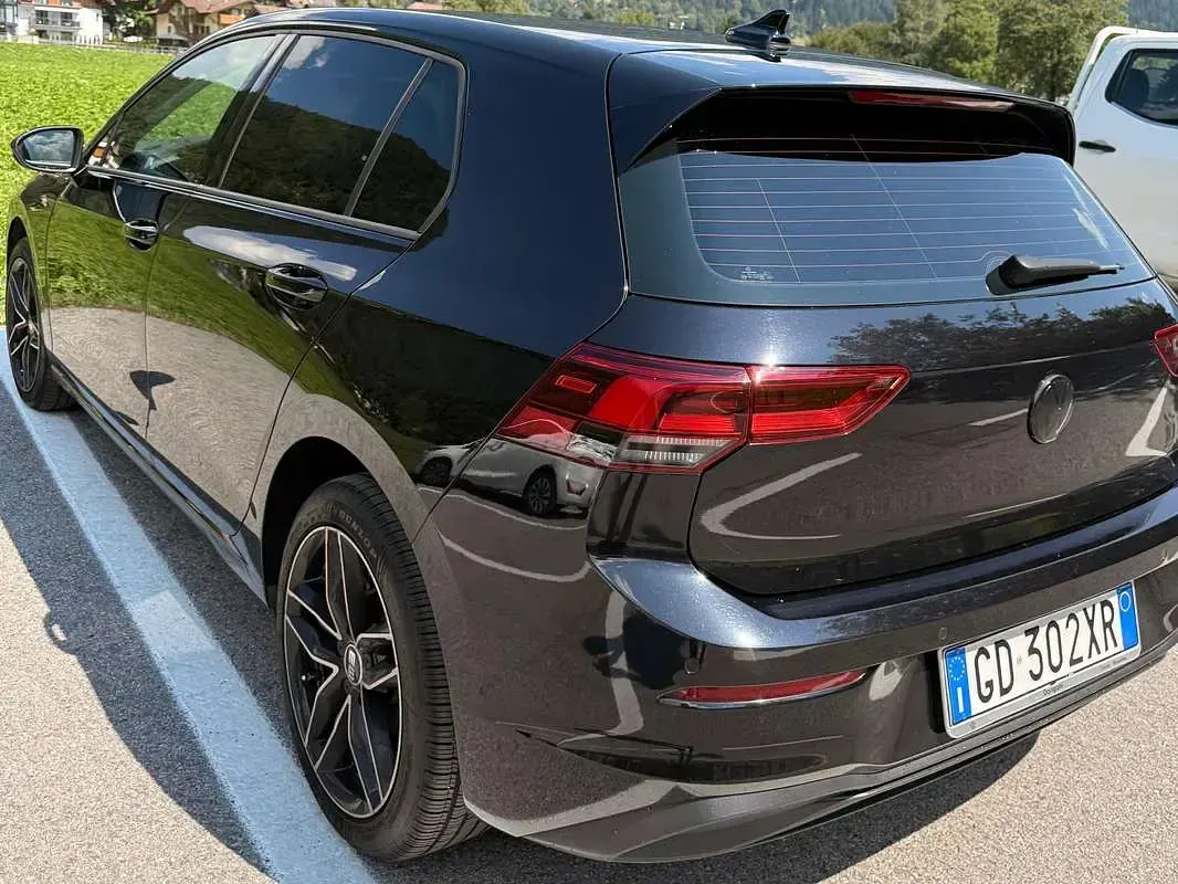 Usata VW Golf VIII 116 CV (85 kW) 2021 Nero Berlina