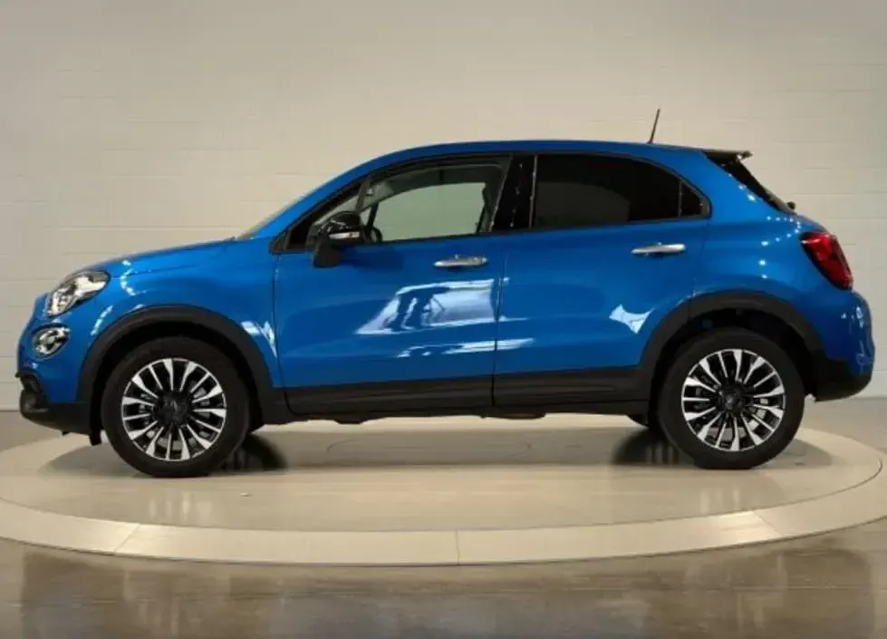 Usata Fiat 130 130 CV (95 kW) 2024 Blu SUV