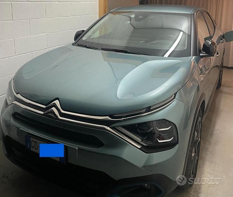 Usata Citroën e-C4 Shine 100 kW (136 CV) 2021 Blu Berlina