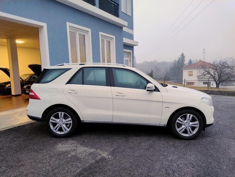Usata Mercedes ML250 204 CV (150 kW) 2012 Bianco SUV