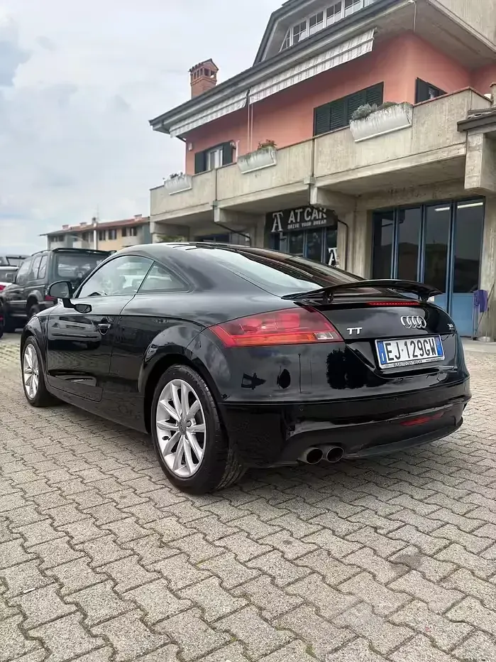 Usata Audi TT Ambiente 170 CV (125 kW) 2011 Nero Coupé
