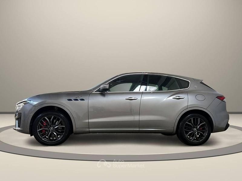 Usata Maserati Levante GT 330 CV (242 kW) 2022 Grigio / metallizzato SUV