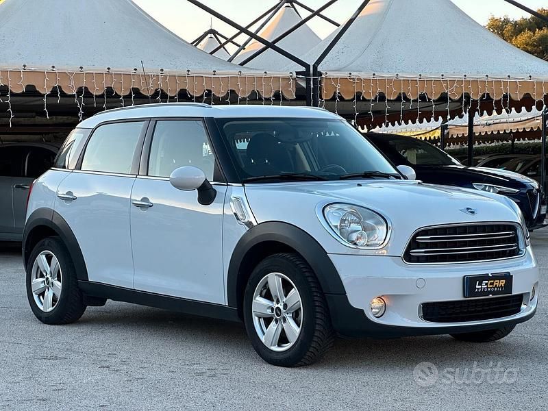 Bianco Usata 2014 Mini One Countryman SUV | 9900 € (Buon prezzo) - Immagine 1/4