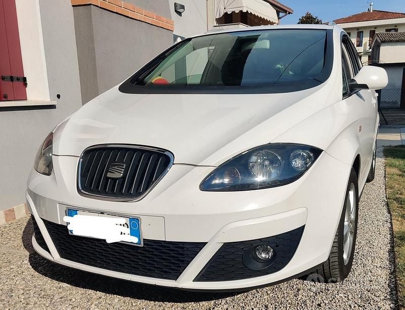 Usata Seat Altea XL Ecomotive 105 CV (77 kW) 2011 Bianco Monovolume
