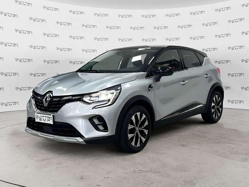 Usata Renault Captur Techno 91 CV (66 kW) 2024 Grigio SUV
