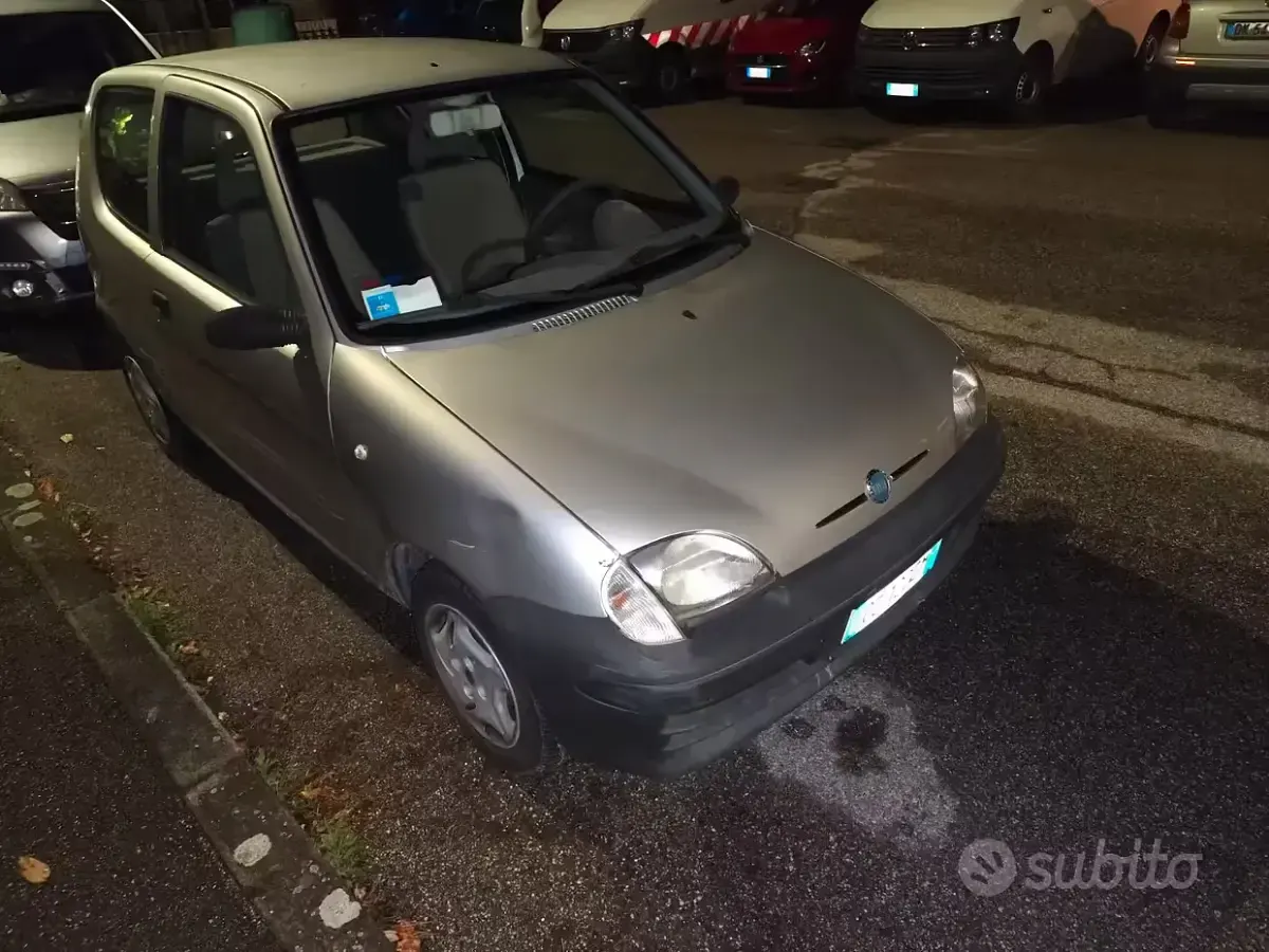 Usata Fiat 600 54 CV (39 kW) 2019 Grigio Station wagon
