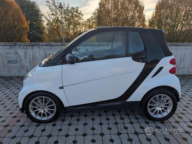 Bianco Usata 2007 Smart ForTwo Cabrio Cabrio | 3500 € - Immagine 1/4
