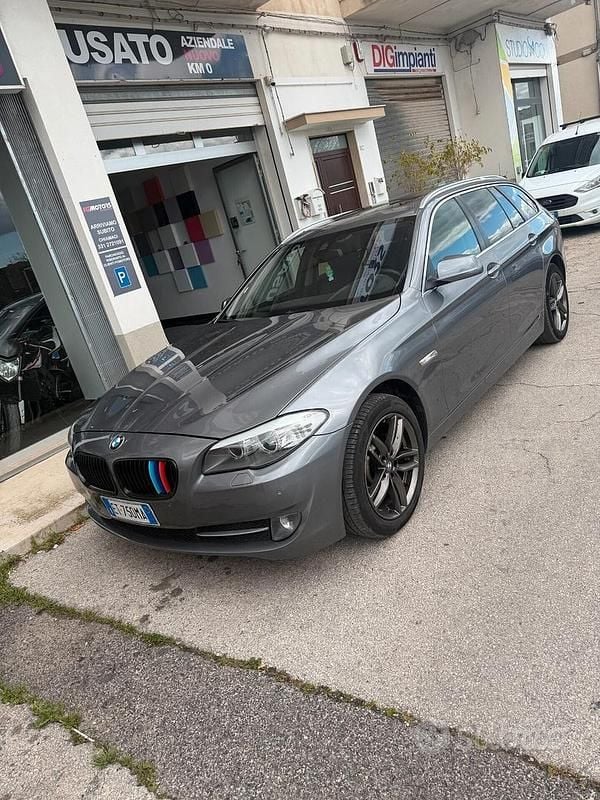 Usata BMW 520 Efficient Dynamics 183 CV (134 kW) 2013 Grigio Station wagon