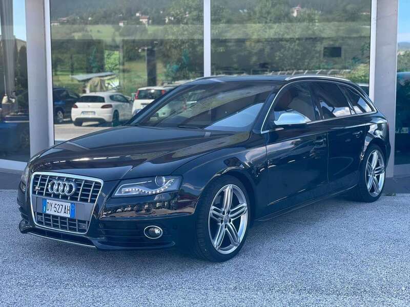 Usato 2009 Audi S4 3.0 Benzin 333 CV (19.900 €)