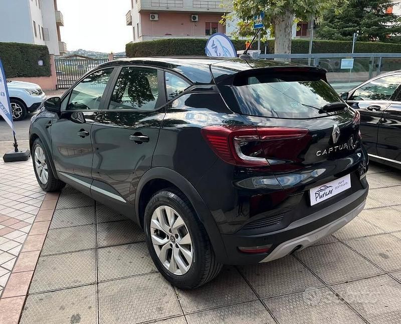 Usata Renault Captur Zen 95 CV (69 kW) 2020 Nero(met.) SUV