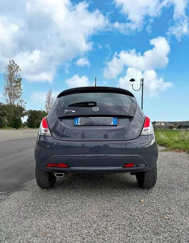 Usata Lancia Ypsilon Gold 95 CV (69 kW) 2014 Utilitaria