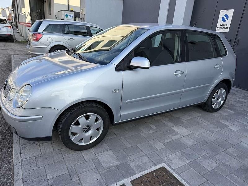 Usata VW Polo Trendline 75 CV (55 kW) 2005 Other Utilitaria