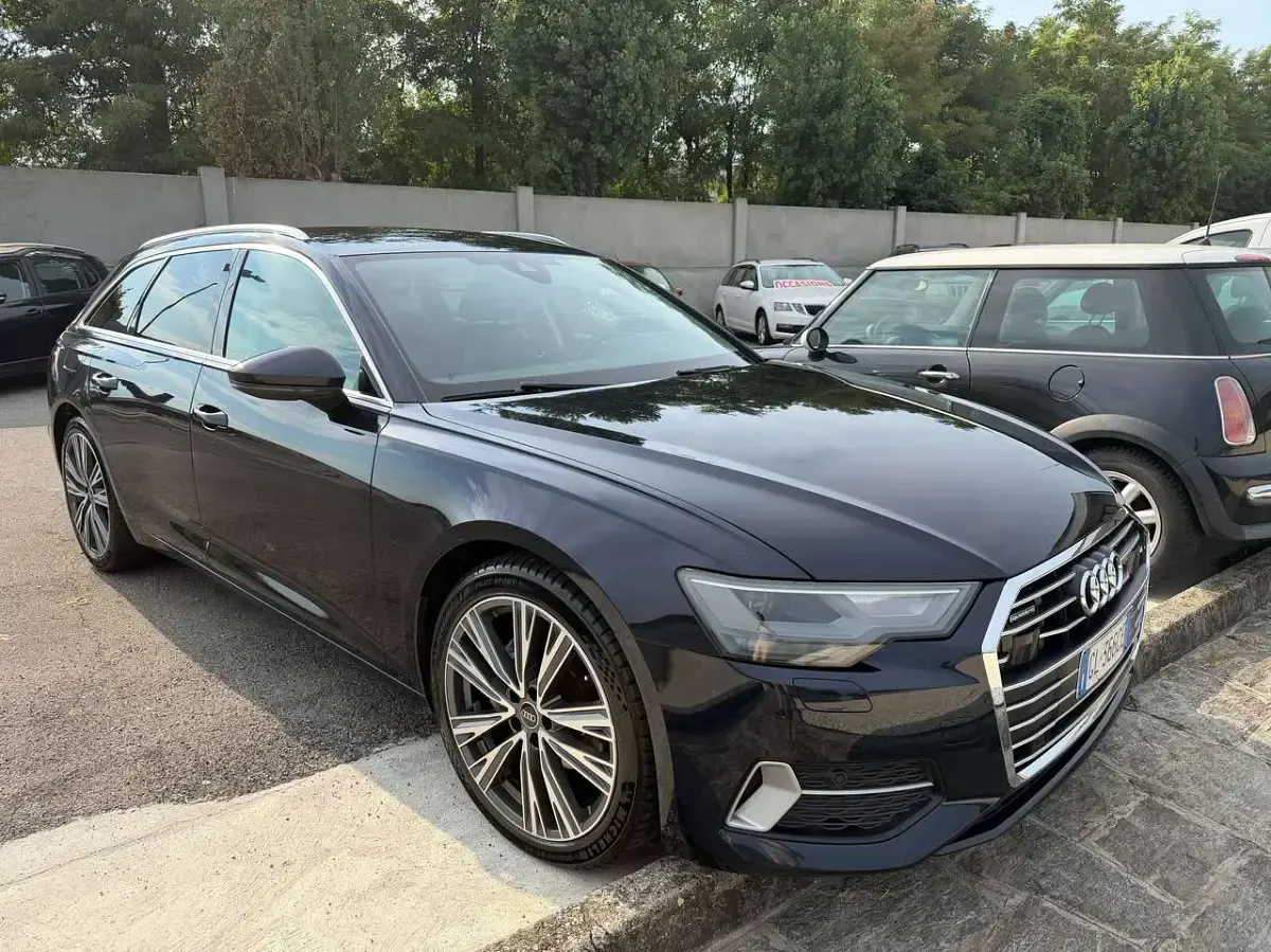 Usata Audi A6 Business Plus 204 CV (150 kW) 2023 Blu/azzurro Station wagon