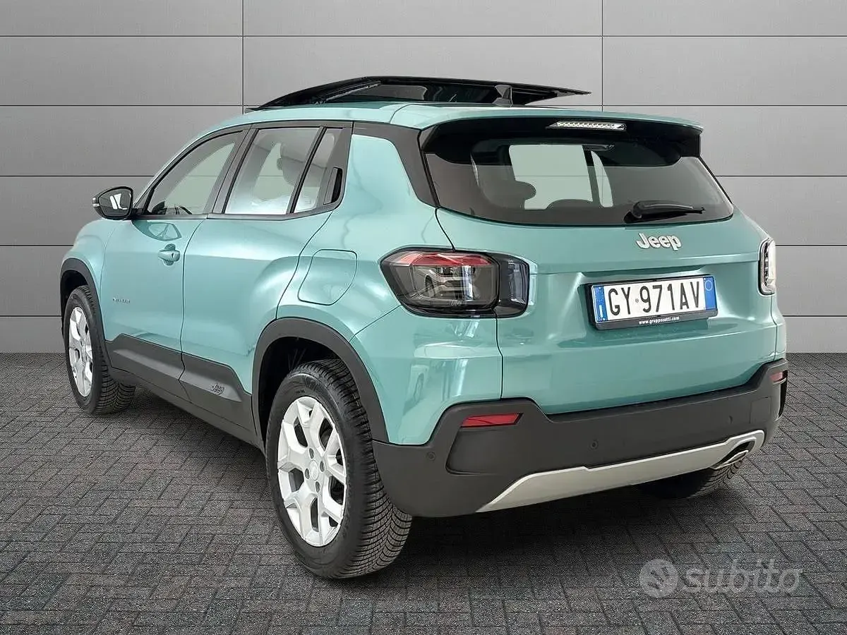 Usata Jeep Avenger Altitude 101 CV (74 kW) 2025 Blu/azzurro SUV