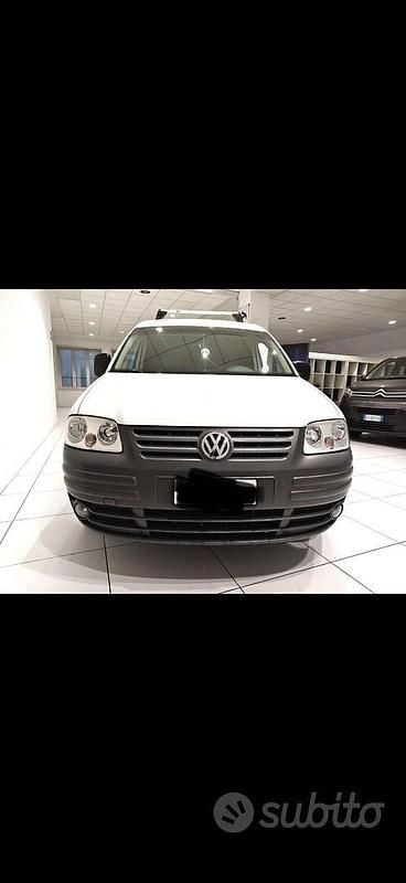 Usata VW Caddy 105 CV (77 kW) 2010 Bianco Monovolume