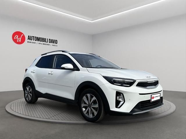 Usata Kia Stonic Style 78 CV (57 kW) 2025 Bianco SUV