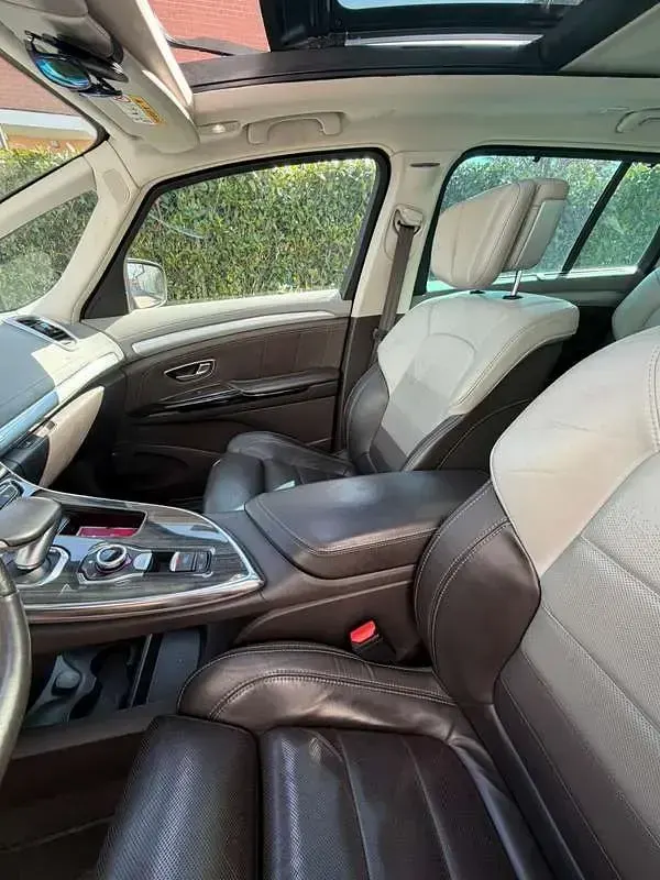 Usata Renault Espace Initiale Paris 160 CV (117 kW) 2016 Nero Monovolume