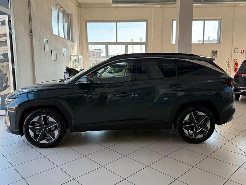 Nuova Hyundai Tucson 135 CV (99 kW) 2025 Verde SUV