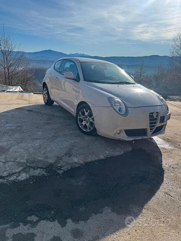 Usata Alfa Romeo MiTo Progression 85 CV (62 kW) 2011 Bianco Utilitaria
