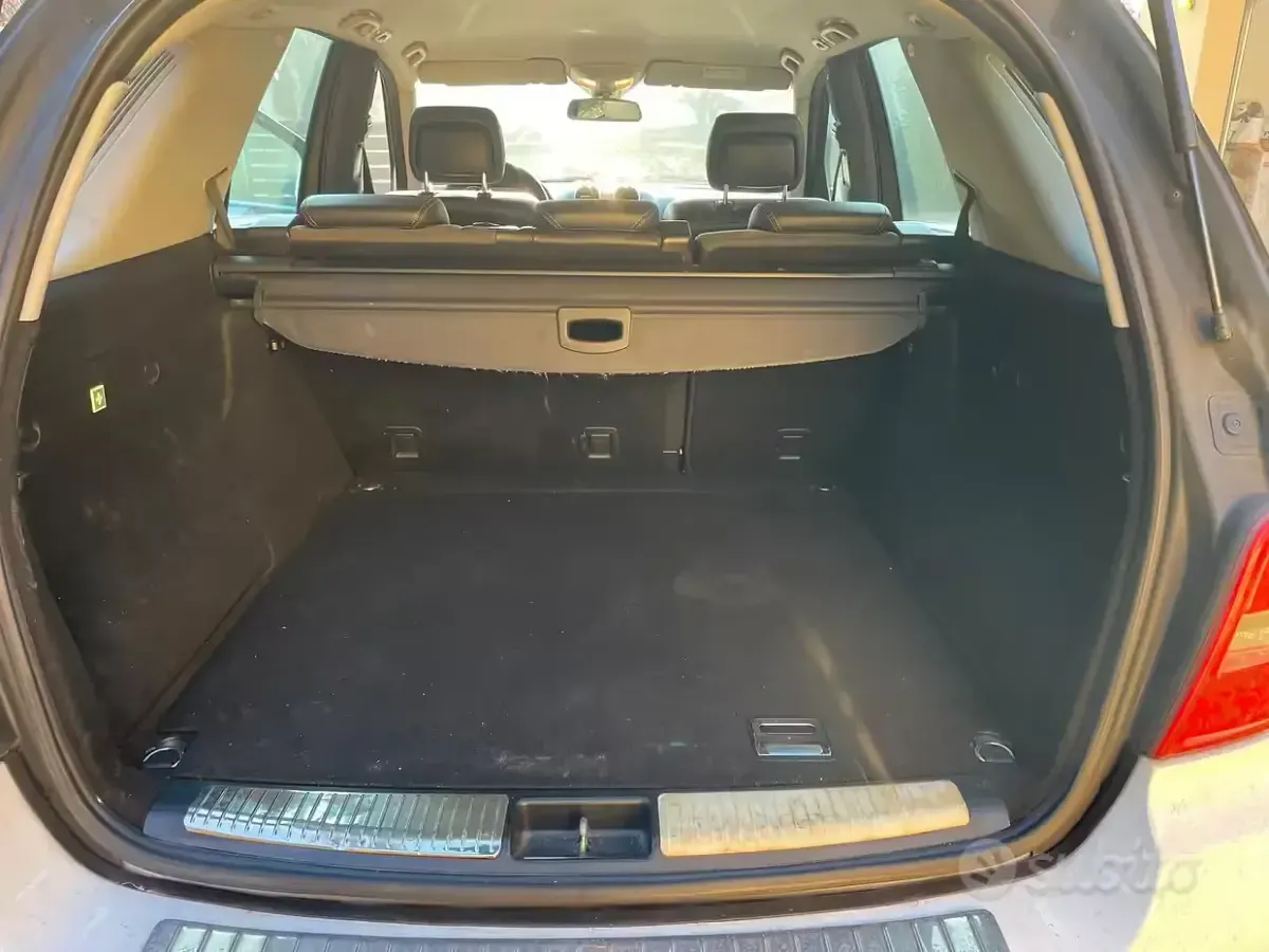Usata Mercedes ML350 231 CV (169 kW) 2010 Bianco SUV