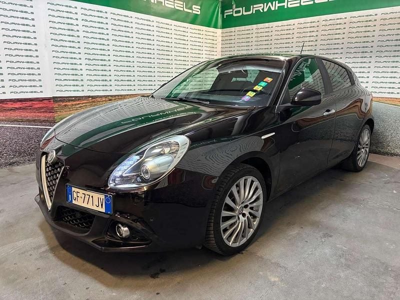 Usata Alfa Romeo Giulietta Distinctive 174 CV (127 kW) 2018 Nero Utilitaria