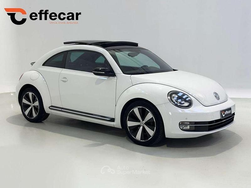 Usata VW Beetle Sport 140 CV (102 kW) 2012 Bianco Utilitaria