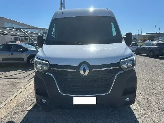 Usata Renault Master 150 CV (110 kW) 2021 Bianco Monovolume