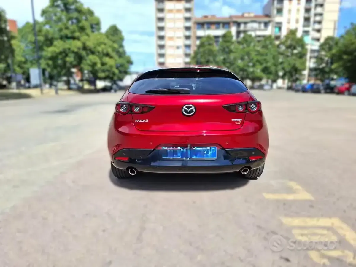 Usata Mazda 3 Exceed 122 CV (89 kW) 2019 Bordeaux Berlina
