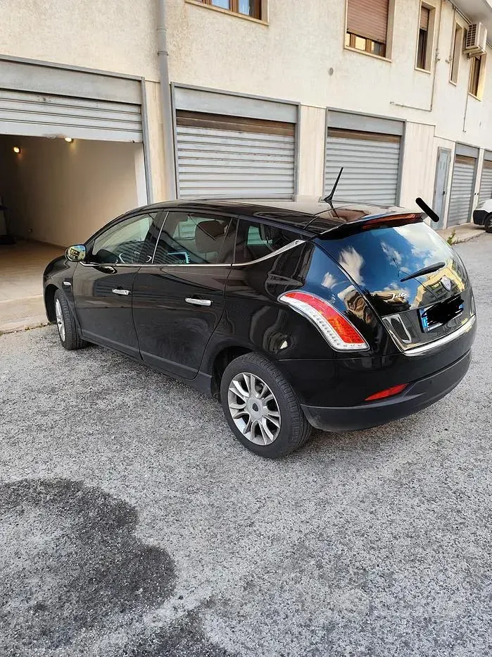 Usata Lancia Delta 2011 Nero Utilitaria