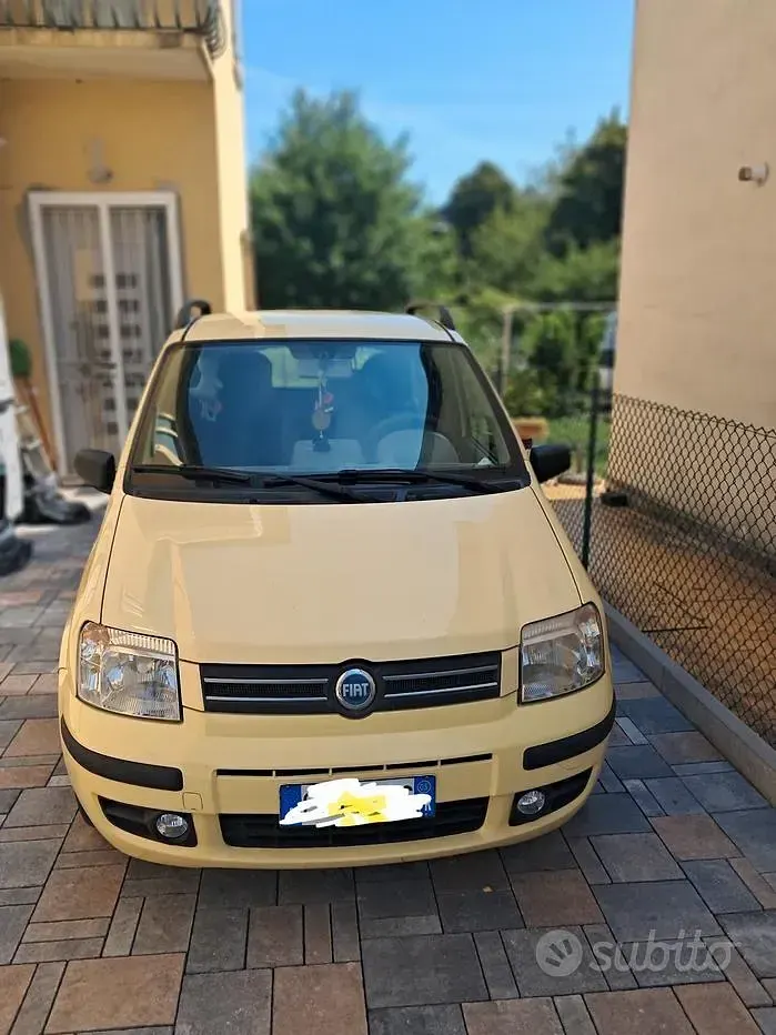 Usata Fiat Panda 60 CV (44 kW) 2005 Giallo Utilitaria