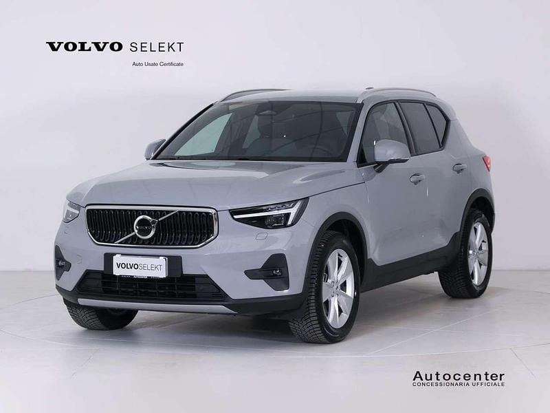 Grigio Usata 2025 Volvo XC40 Core SUV | 34.900 € (Buon prezzo) - Immagine 1/4