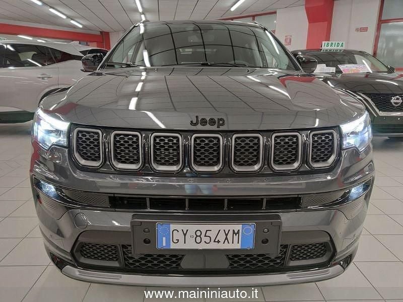 Usata Jeep Compass Summit 131 CV (96 kW) 2025 Grigio scuro SUV