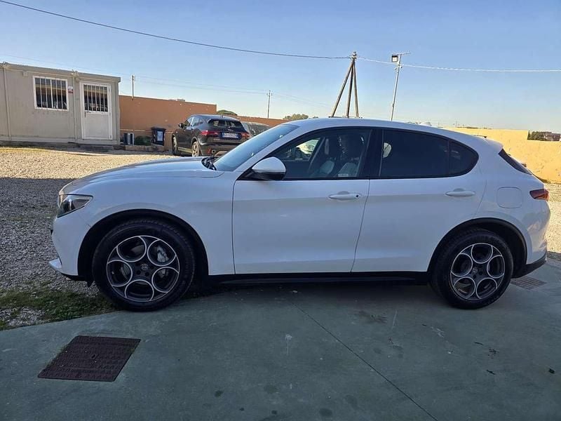 Usata Alfa Romeo Stelvio Super 179 CV (131 kW) 2018 Bianco SUV