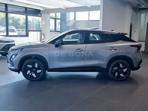Usata Omoda 5 147 CV (108 kW) 2025 Khaki white & carbon crystal b SUV