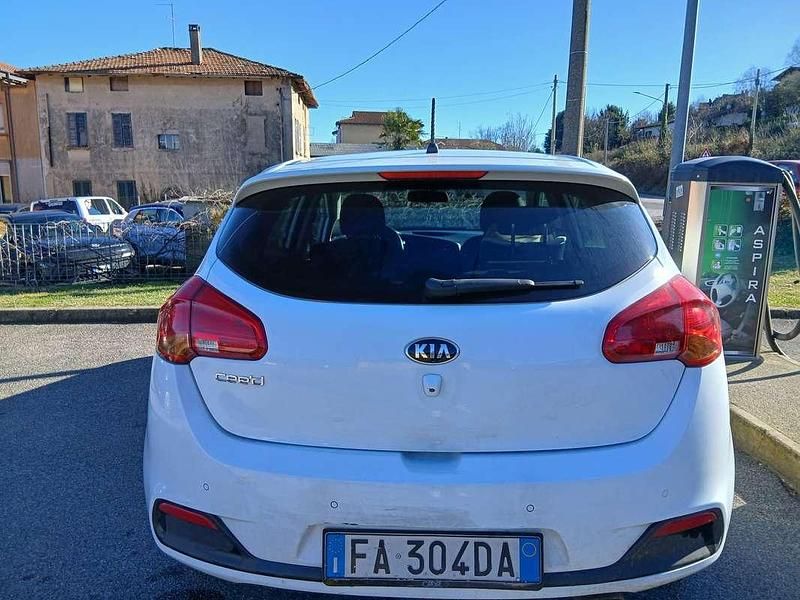 Usata Kia Ceed 99 CV (72 kW) 2014 Utilitaria