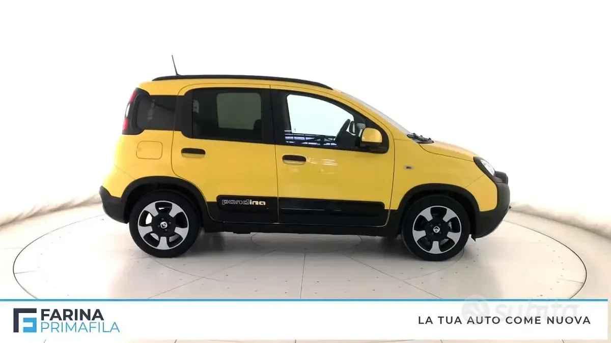 Nuova Fiat Panda Cross Cross 2025 Giallo Utilitaria