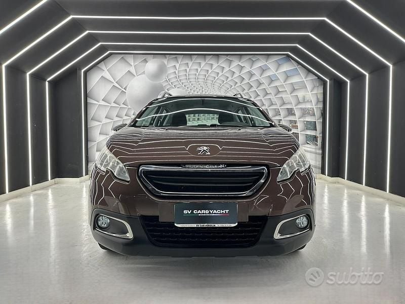 Usata Peugeot 2008 68 CV (50 kW) 2015 Marrone SUV