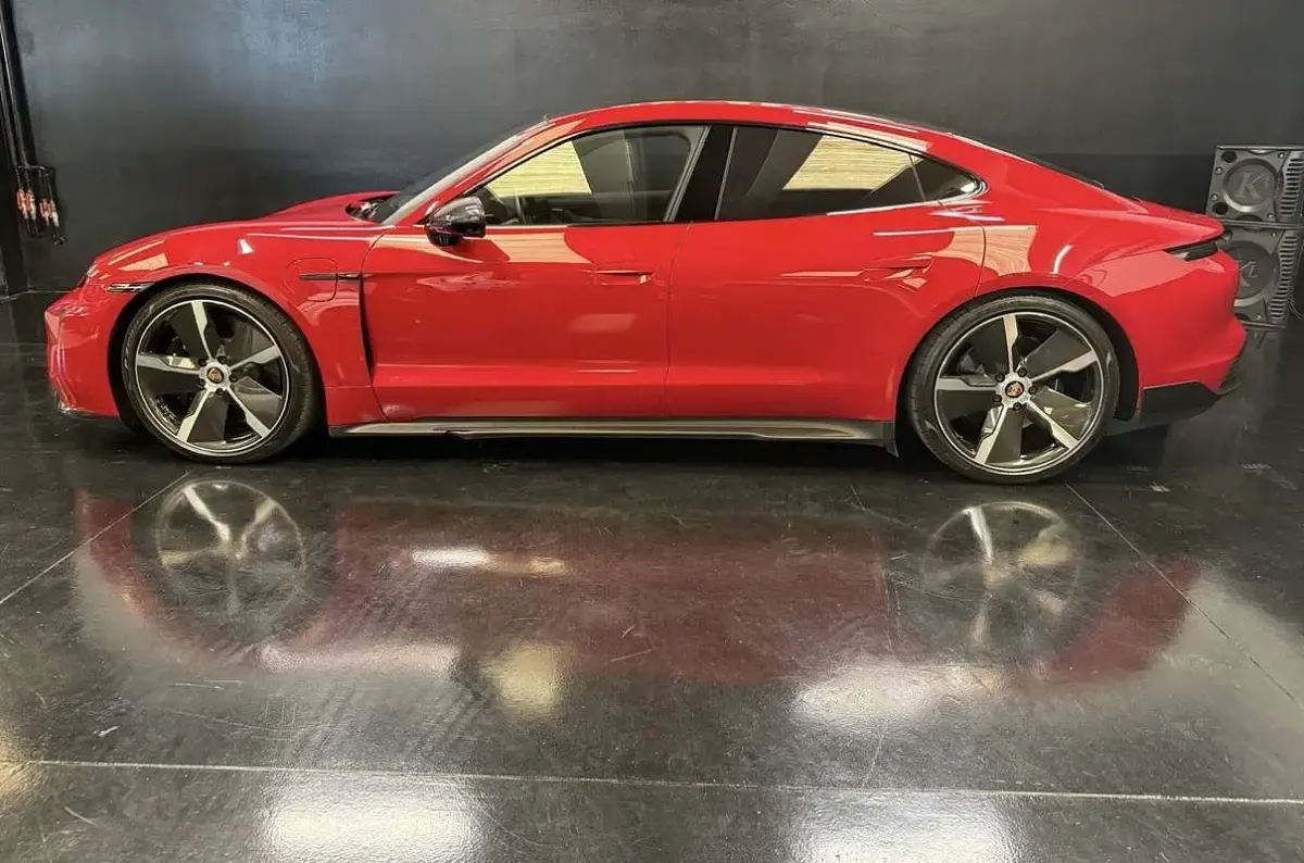 Usata Porsche Taycan 141 kW (193 CV) 2021 Berlina
