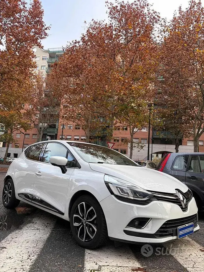Usata Renault Clio IV Life 90 CV (66 kW) 2018 Bianco Berlina