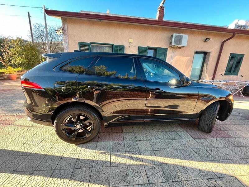 Usata Jaguar F-Pace 250 CV (183 kW) 2017 Nero SUV