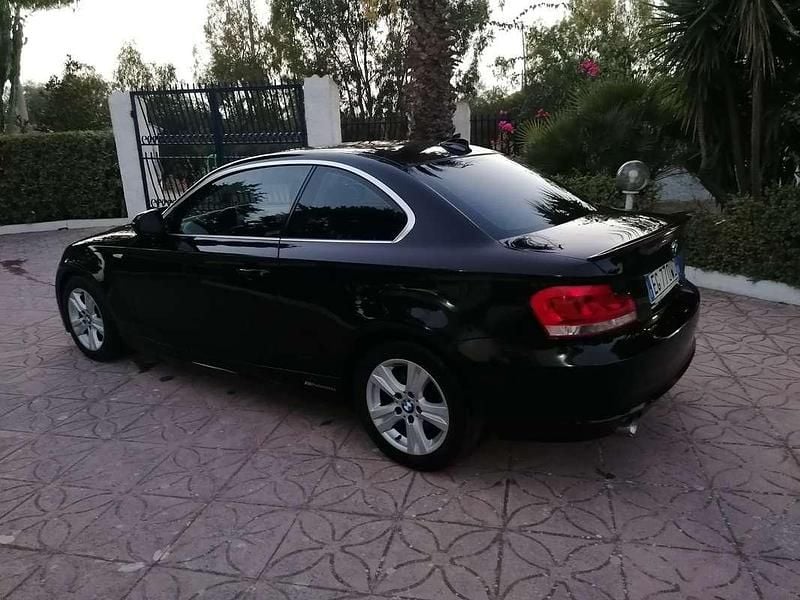 Usata 2011 BMW 118 Performance Due volumi | 11.500 € (Ottimo prezzo) - Immagine 1/4