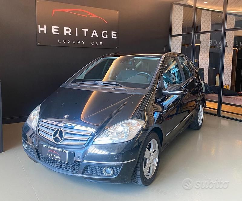 Usata Mercedes A180 Elegance 108 CV (79 kW) 2010 Nero Berlina
