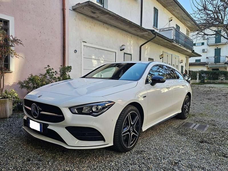 Usata Mercedes CLA250e Shooting Brake Premium 160 CV (117 kW) 2021 Station wagon