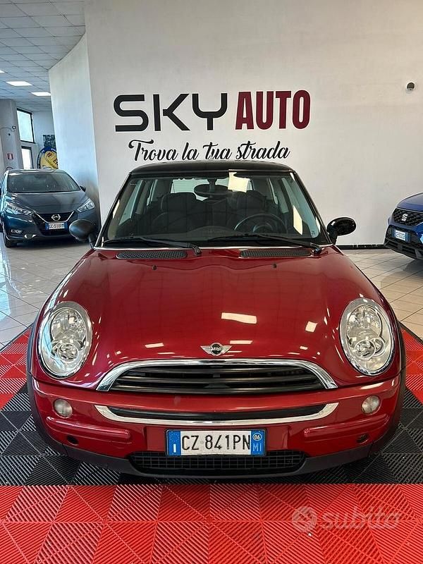 Usata Mini One D Seven 88 CV (64 kW) 2006 Rosso Utilitaria