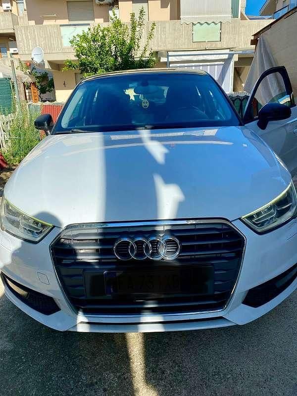 Usata 2015 Audi A1 Sportback S-Line Due volumi | 14.500 € (Molto cara) - Immagine 1/4